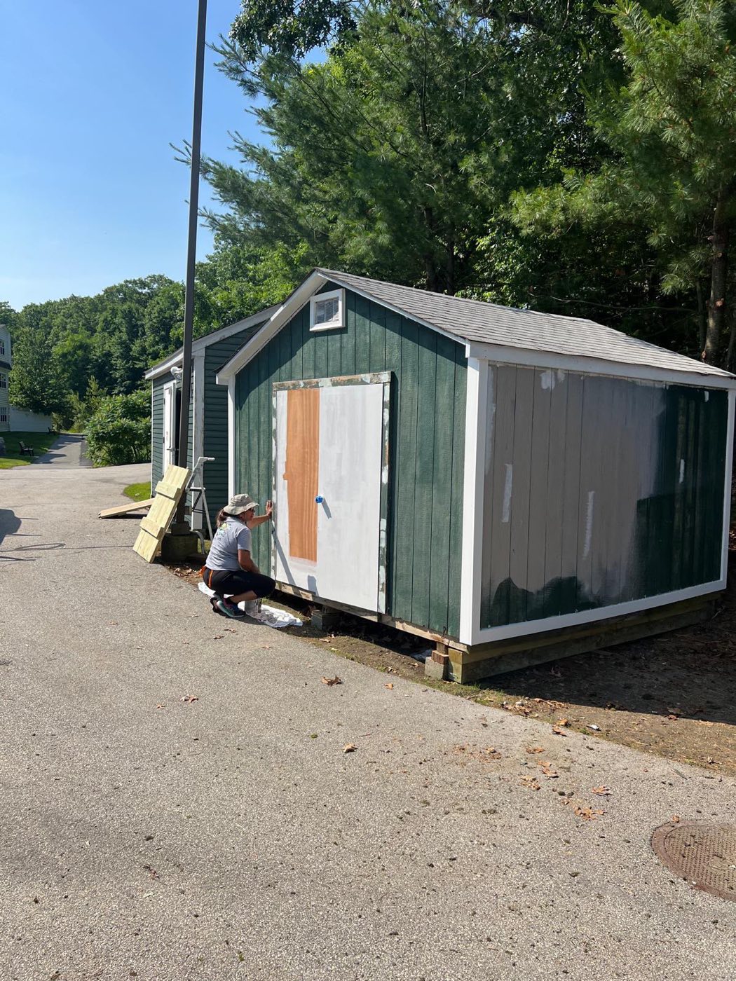 Green shed mid-priming